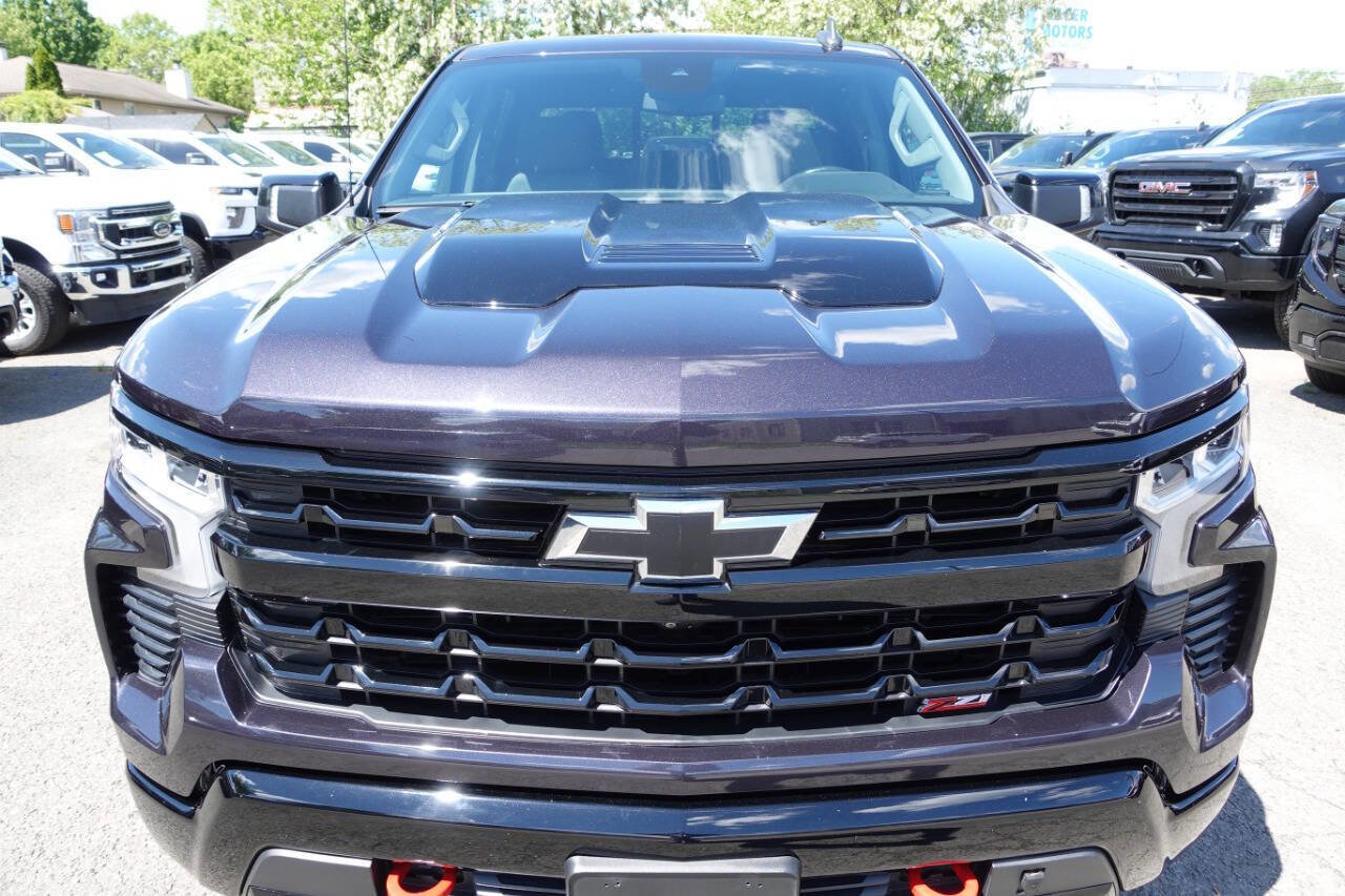 Used 2022 Chevrolet Silverado 1500 LT Trail Boss w/ LT Trail Boss Premium Package AWD/4WD image 7