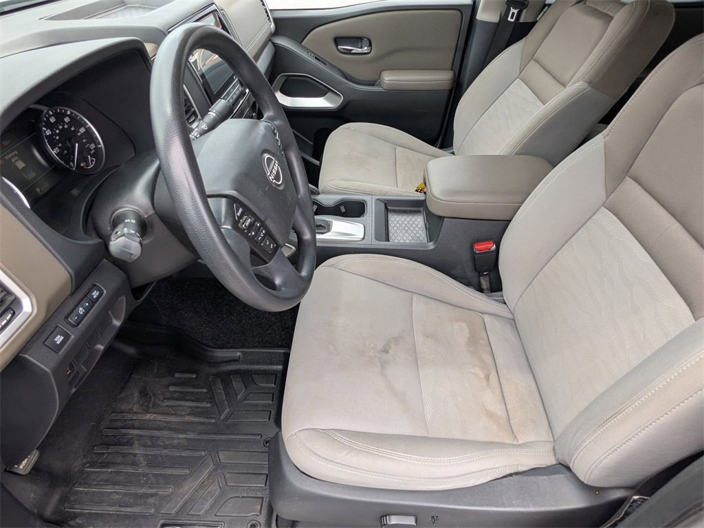 Used 2022 Nissan Frontier SV w/ Technology Package image 15