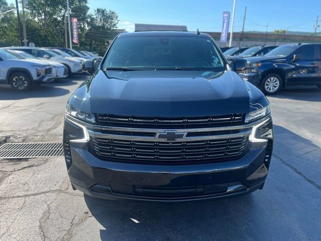 Used 2022 Chevrolet Suburban RST w/ Luxury Package image 8