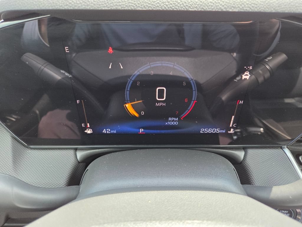 Used 2024 Chevrolet TrailBlazer LT w/ LT Cold Weather Package FWD image 30