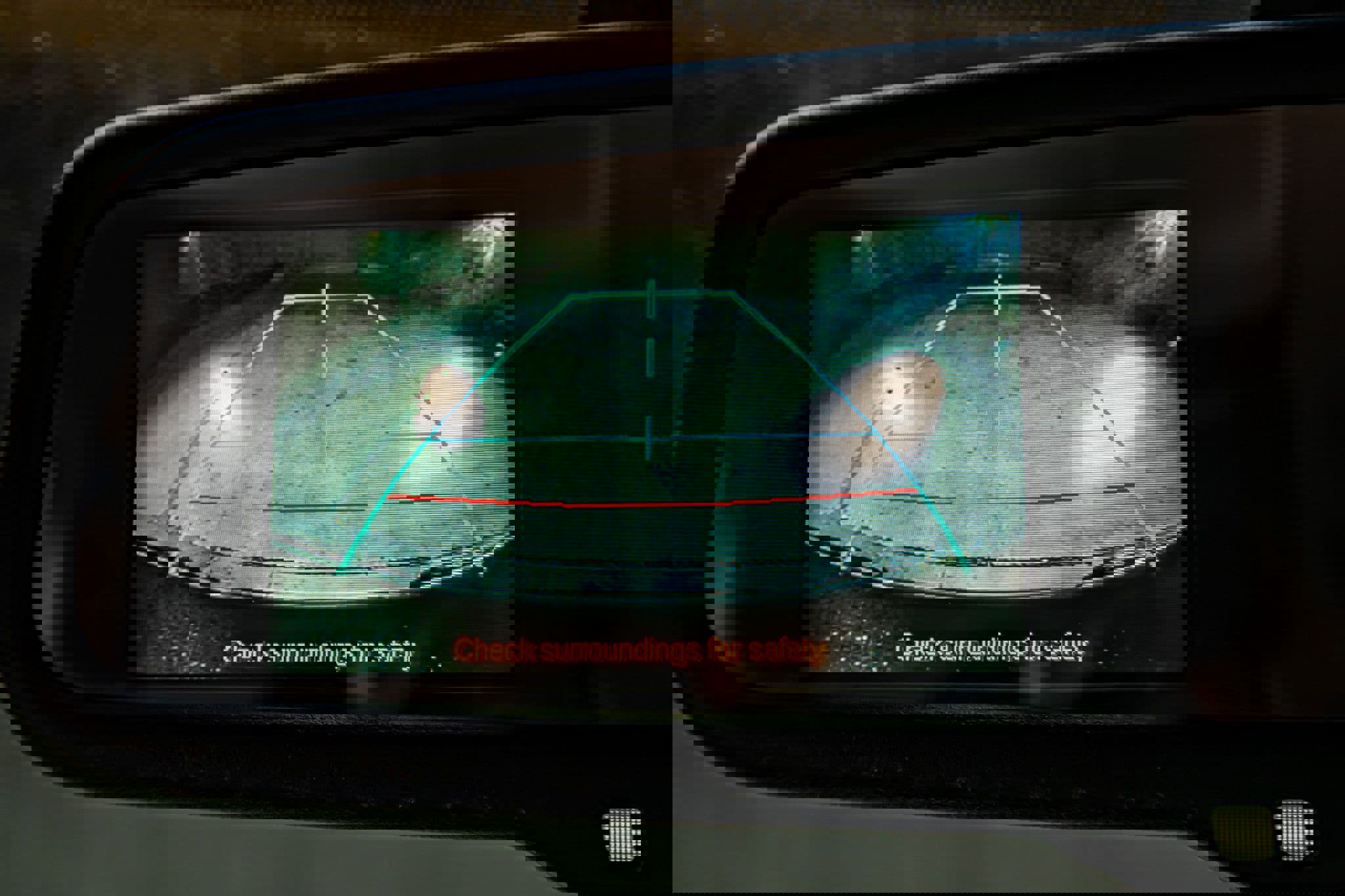 Used 2013 Toyota Tacoma PreRunner w/ TRD Sport Pkg image 18