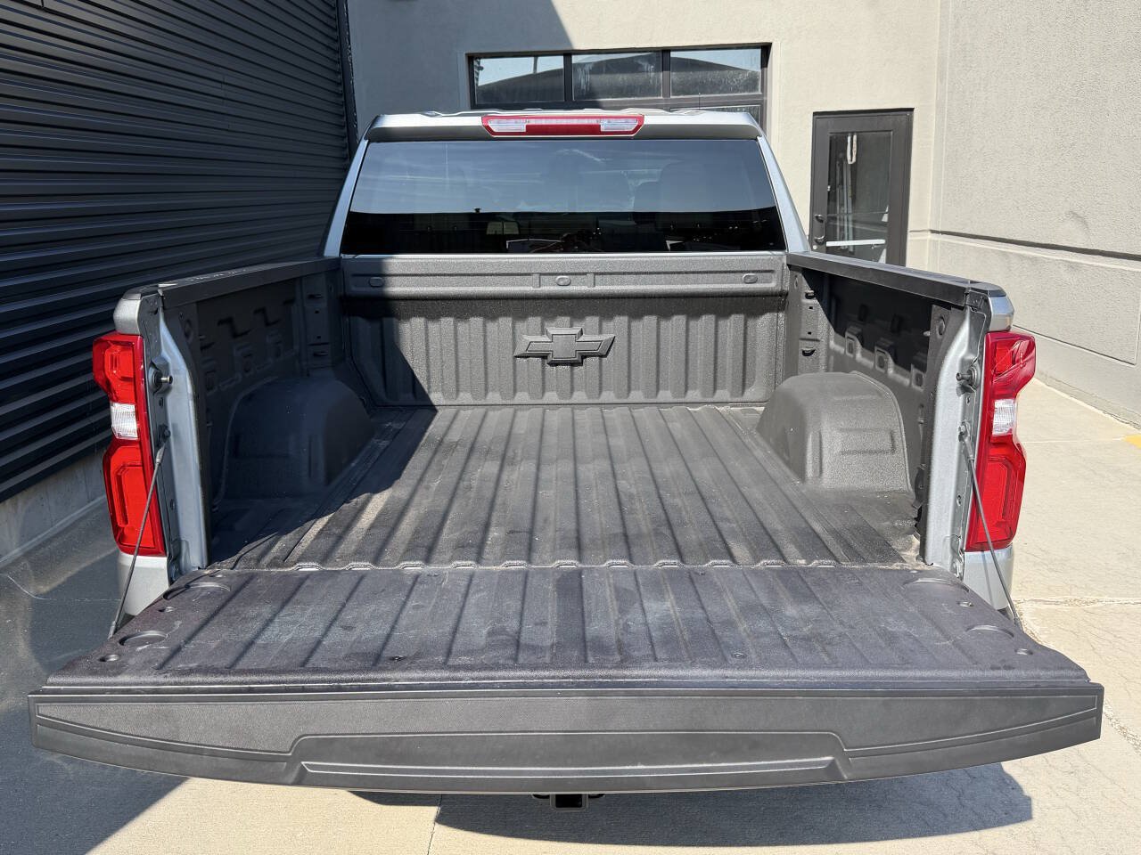 Used 2026 Chevrolet Silverado 1500 RST w/ RST Select Package AWD/4WD image 12