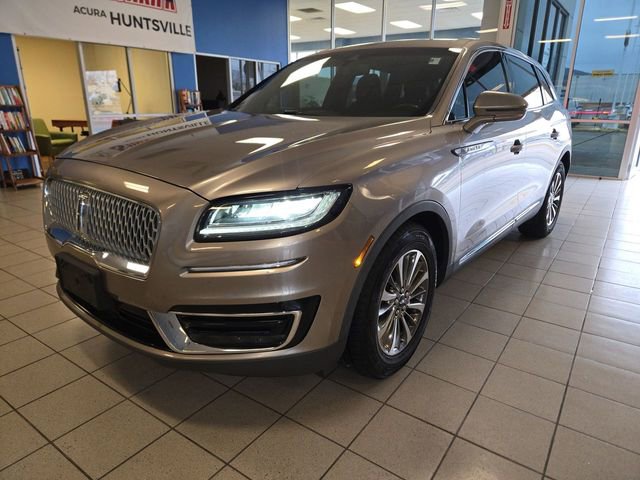 Used 2019 Lincoln Nautilus Select image 4