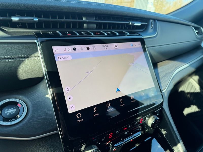 New 2025 Jeep Grand Cherokee Limited w/ Luxury Tech Group II image 22