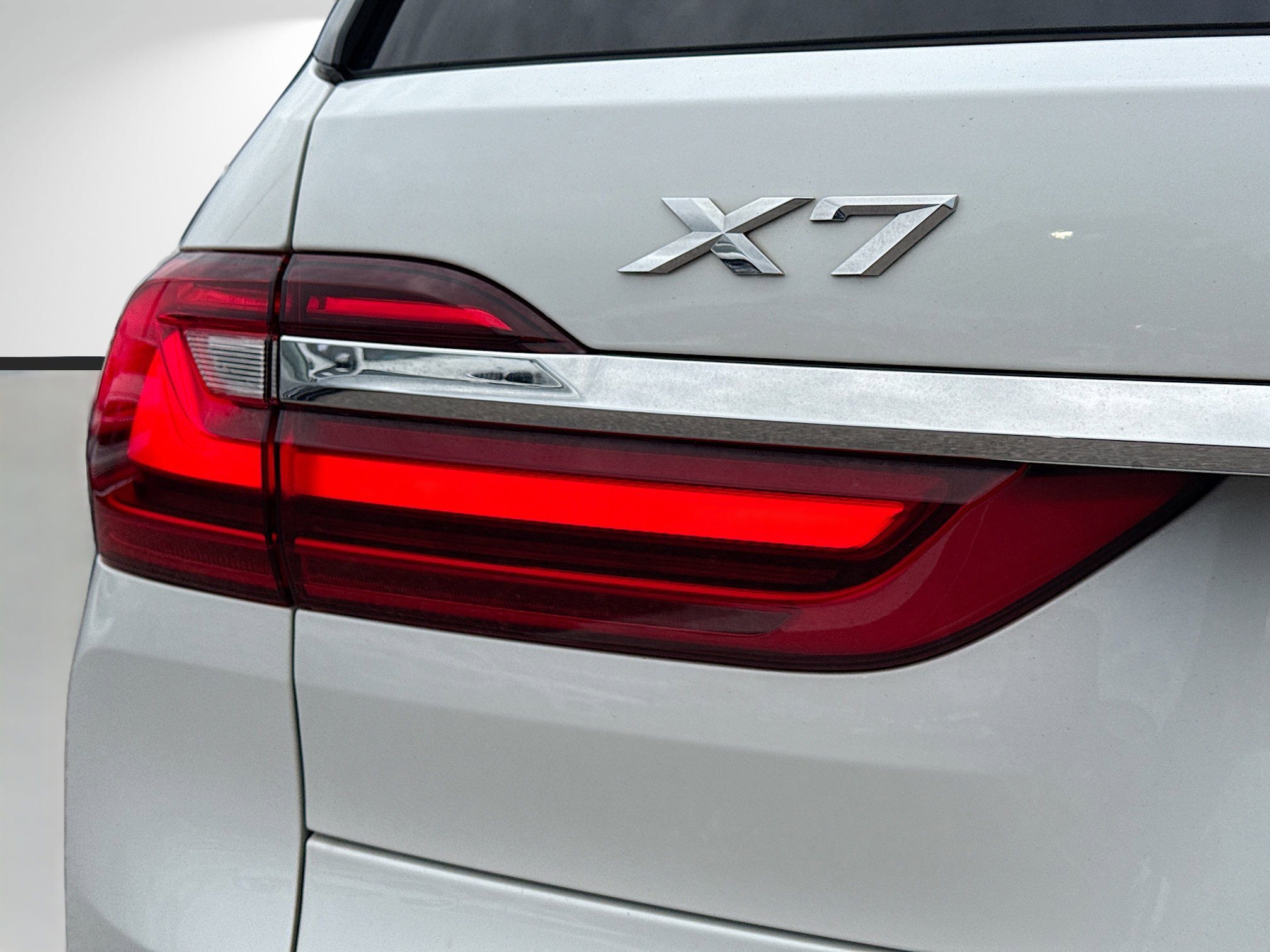 Used 2021 BMW X7 xDrive40i w/ Premium Package 2 image 10