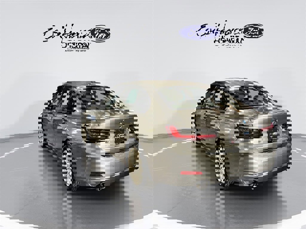 Used 2023 BMW 330i Sedan image 6