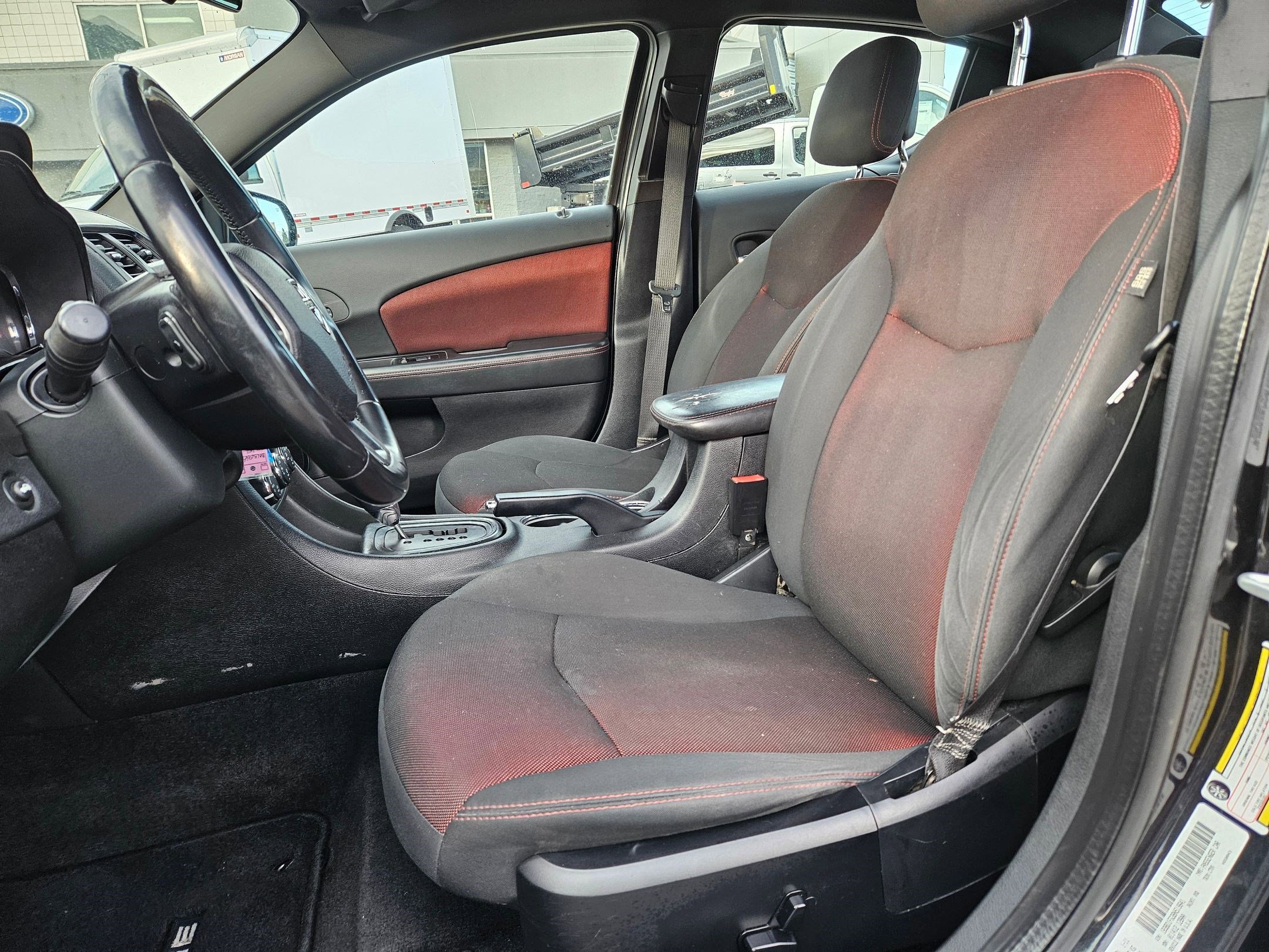 Used 2011 Dodge Avenger Heat FWD image 17