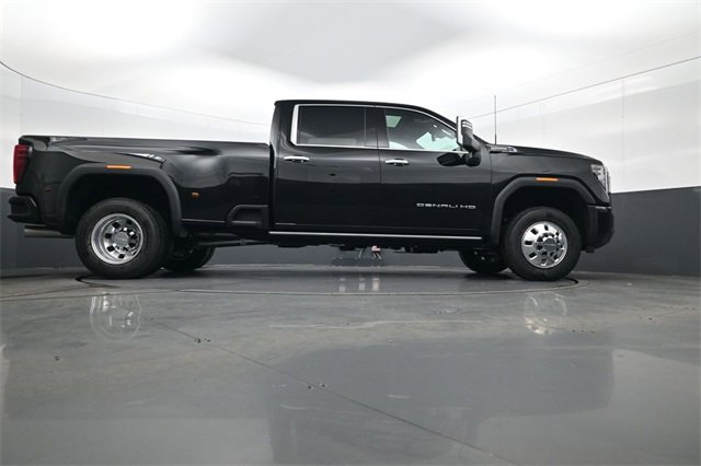 New 2026 GMC Sierra 3500 Denali Ultimate image 24