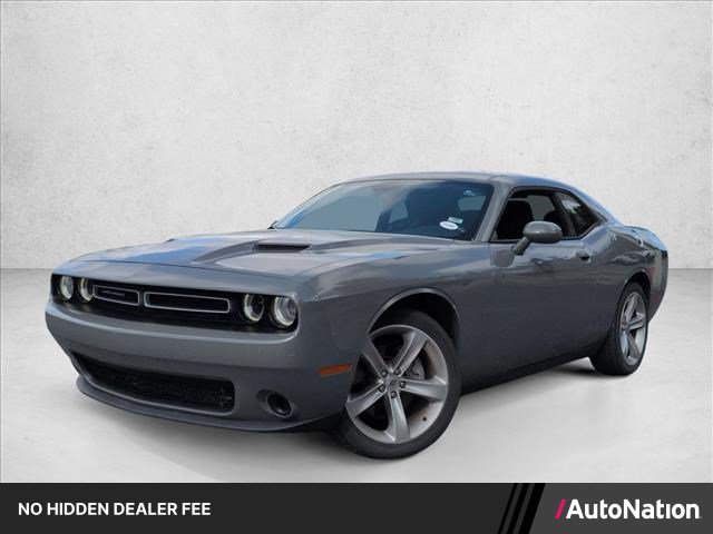 Used 2018 Dodge Challenger SXT w/ Super Sport Group (SS/T) RWD video 1