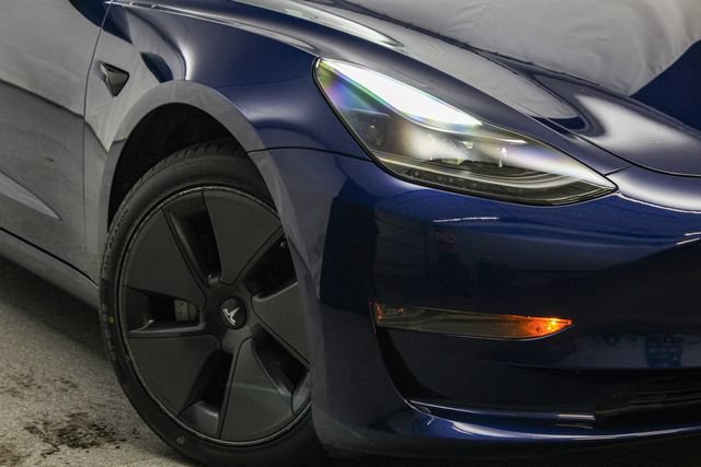 Used 2023 Tesla Model 3 Standard Range RWD image 3
