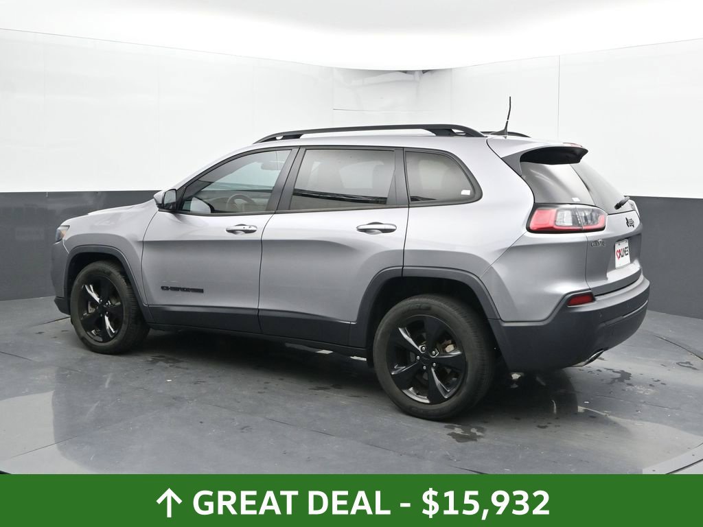 Used 2019 Jeep Cherokee Latitude Plus FWD image 11