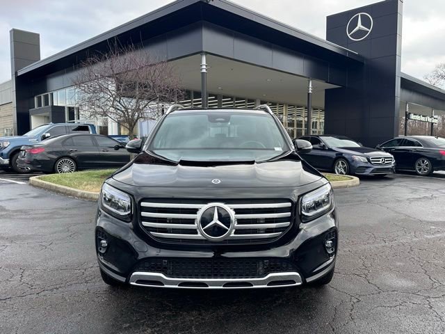 Certified 2026 Mercedes-Benz GLB 250 4MATIC image 2