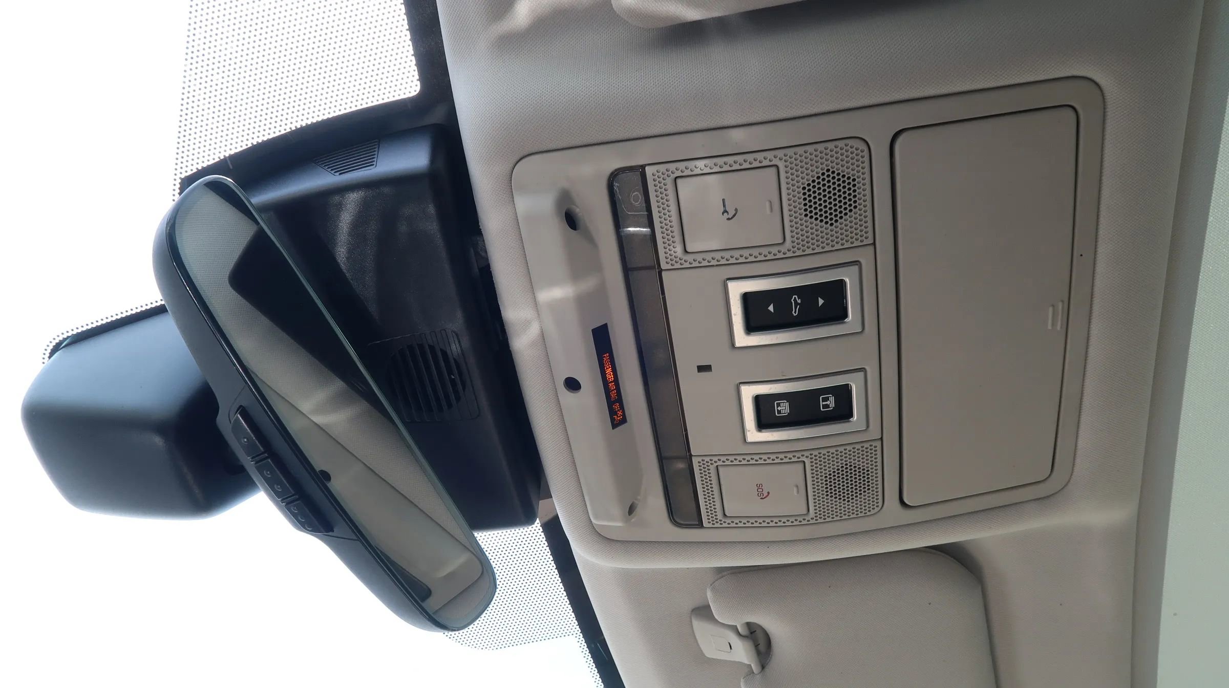 Used 2020 Jaguar XE S image 38