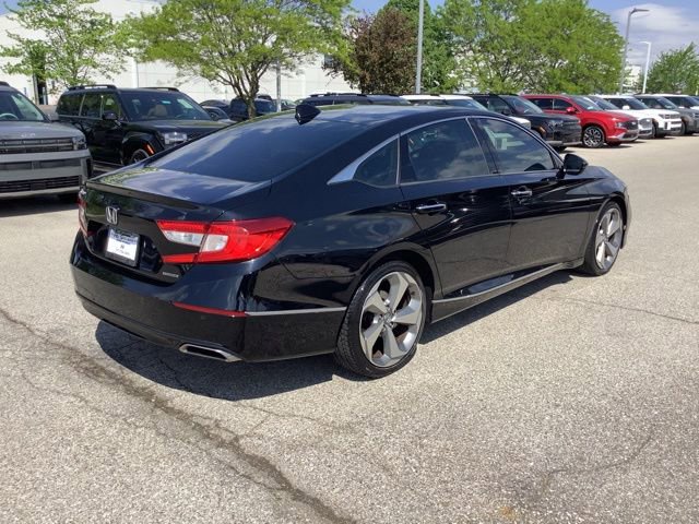 Used 2018 Honda Accord Touring image 5