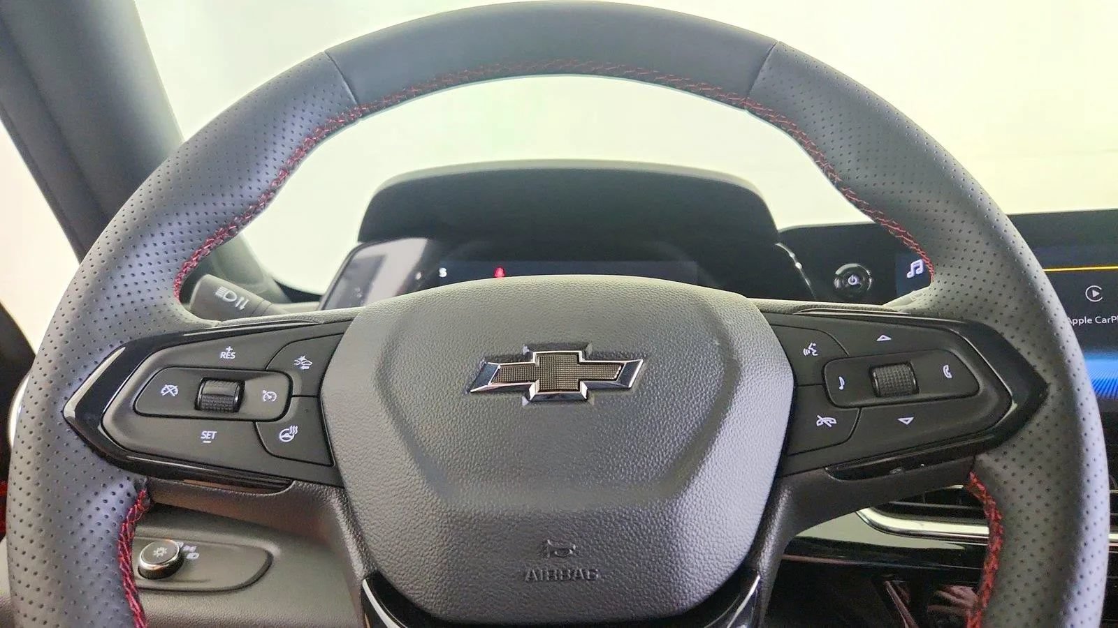 New 2026 Chevrolet Trax RS w/ Driver Confidence Package FWD image 18