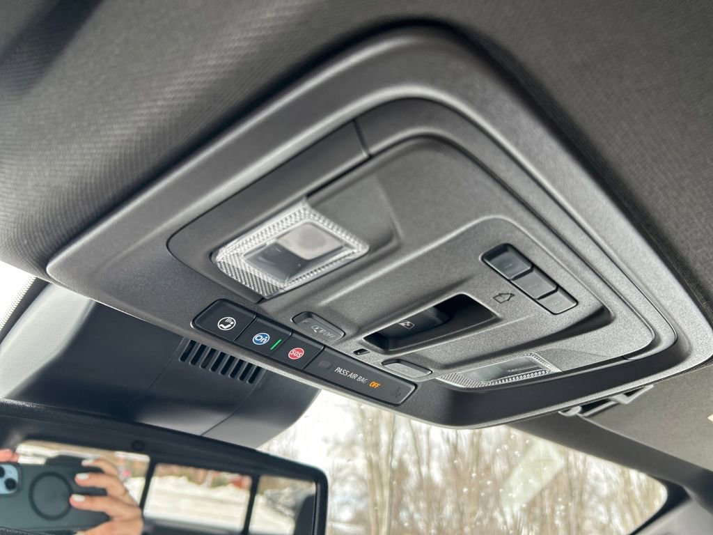 Used 2022 GMC Sierra 1500 SLT w/ SLT Convenience Package image 31