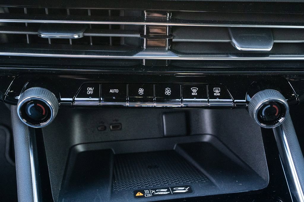 New 2026 Chevrolet Traverse LT image 26