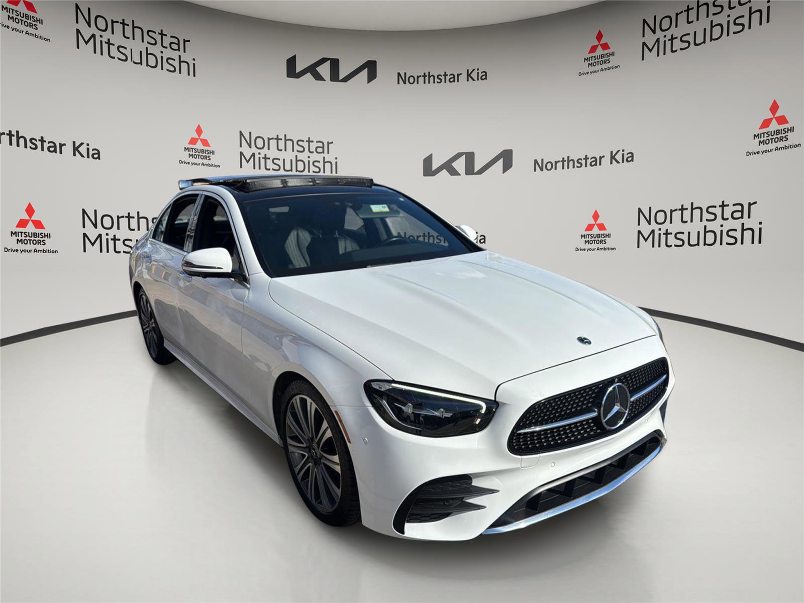 Used 2022 Mercedes-Benz E 350 Sedan image 8