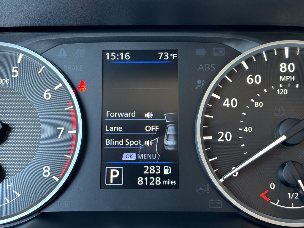 Used 2025 Nissan Sentra S FWD image 28