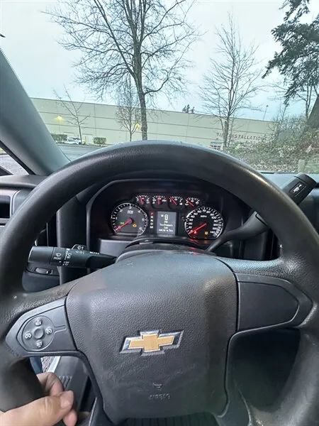 Used 2015 Chevrolet Silverado 1500 W/T image 17