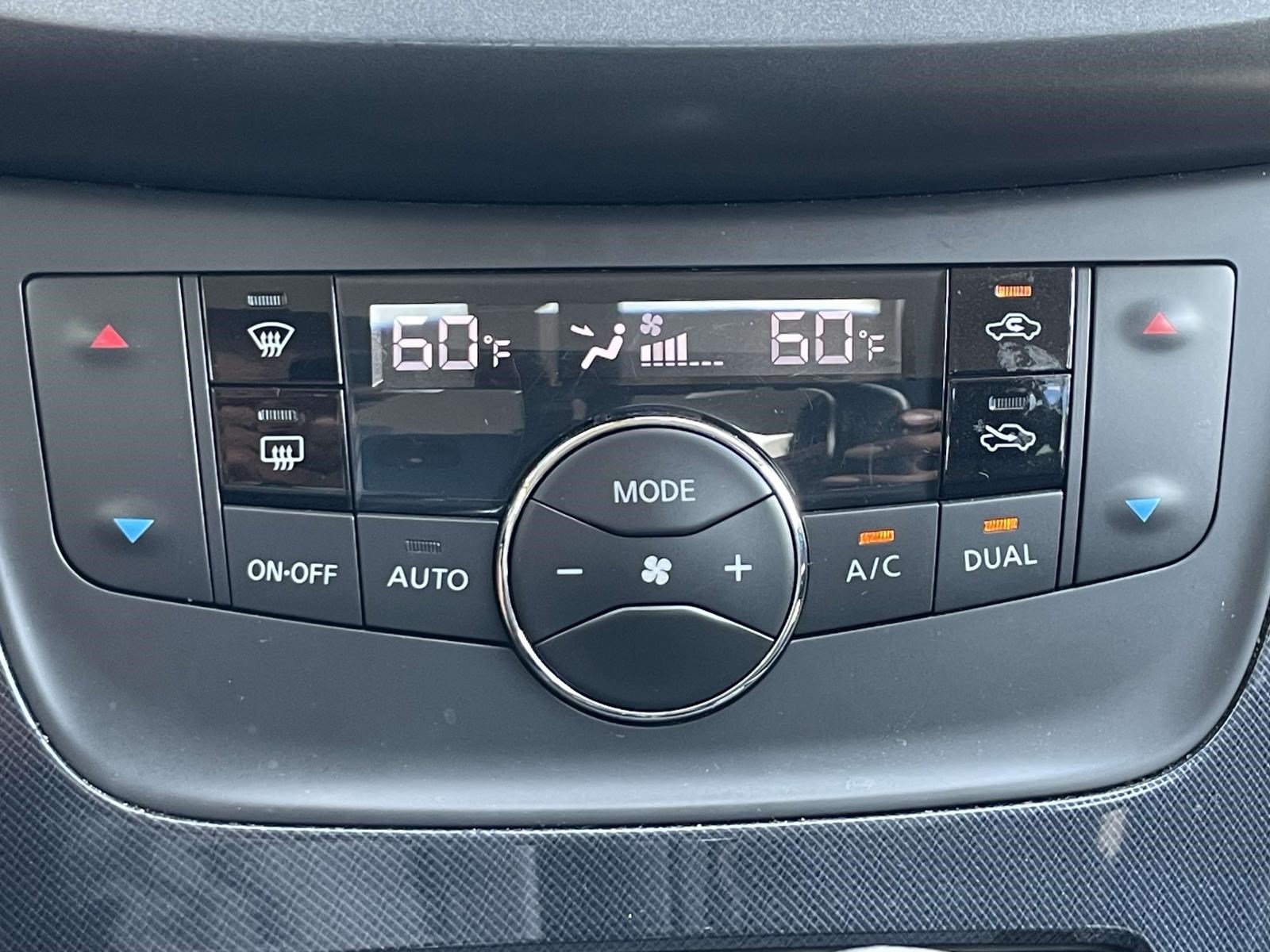 Used 2018 Nissan Sentra SR w/ Technology Package FWD image 28