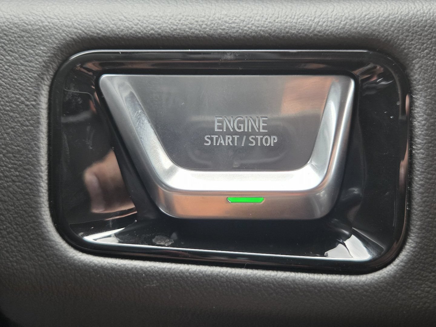 New 2026 GMC Yukon XL Elevation w/ Elevation Premium Package AWD/4WD image 39