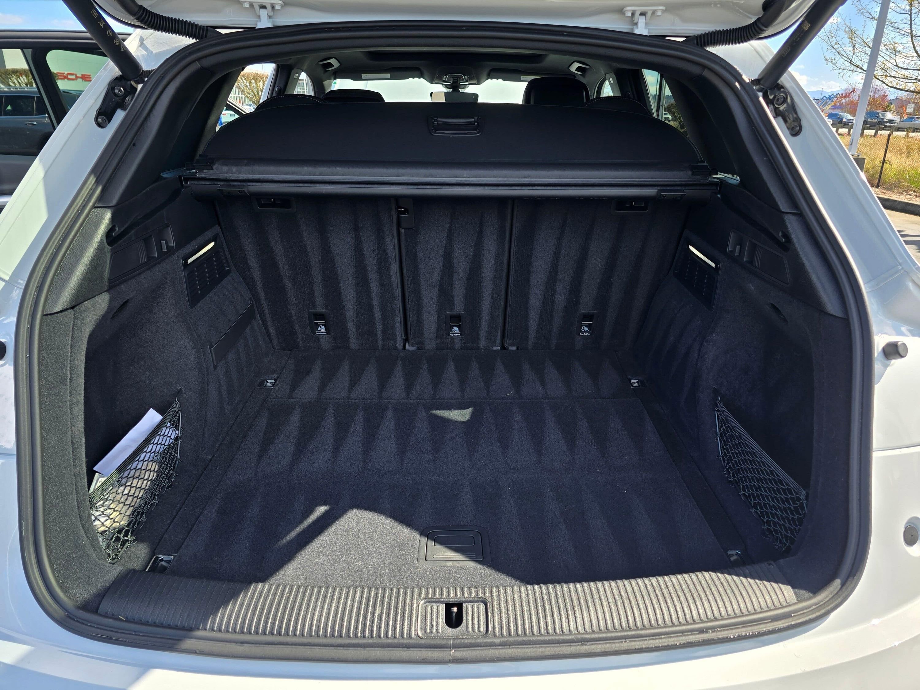 Certified 2025 Audi Q5 2.0T Premium w/ Convenience Plus Package image 11