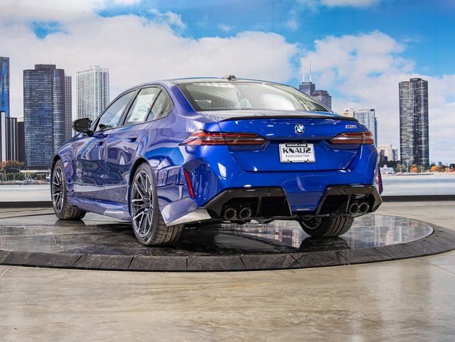 New 2026 BMW M5 image 9