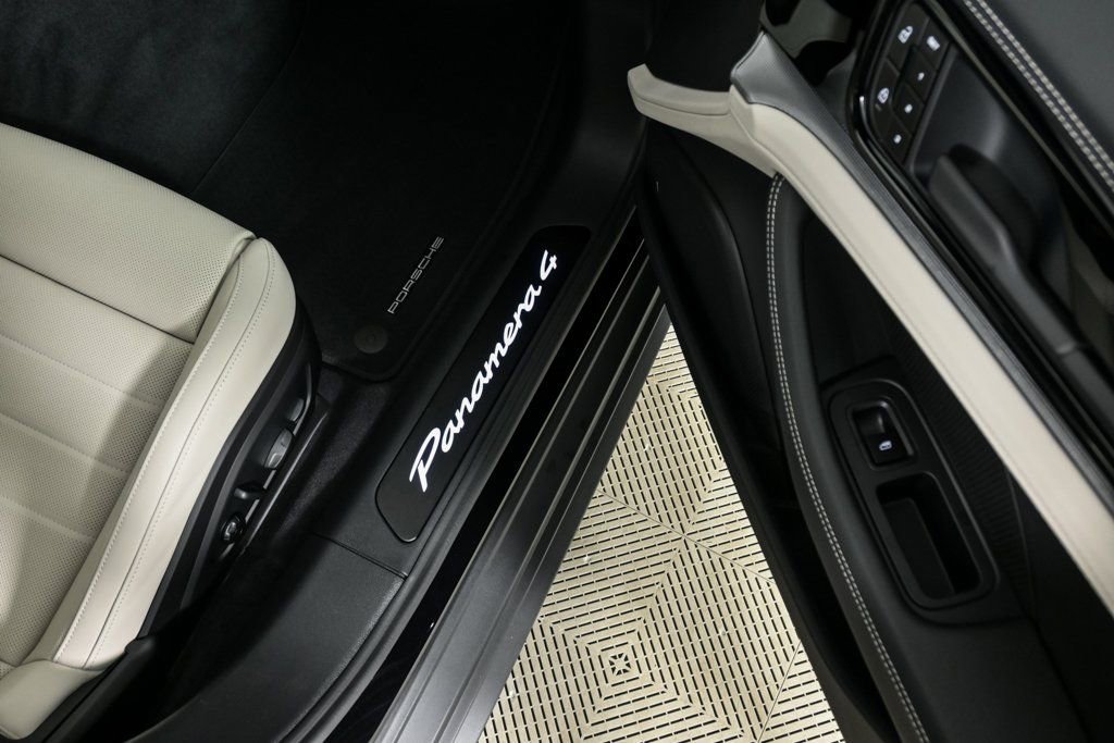 New 2026 Porsche Panamera 4 E-Hybrid AWD/4WD image 27