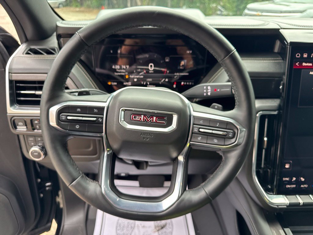 Used 2025 GMC Yukon Elevation AWD/4WD image 28