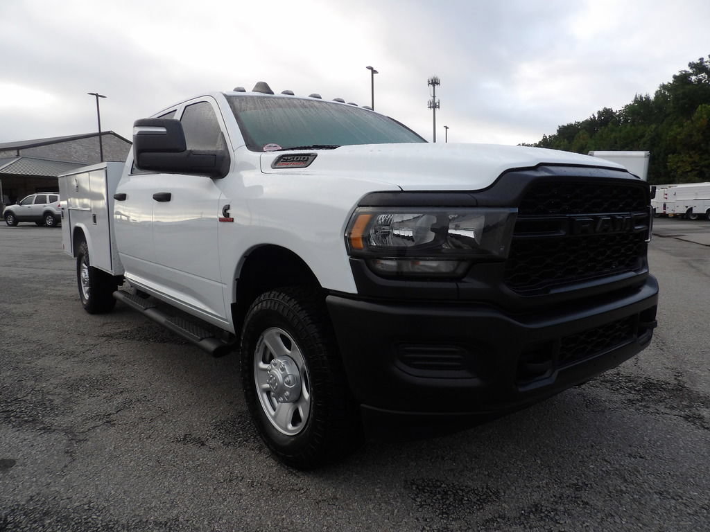 Used 2024 RAM 2500 Tradesman w/ Snow Chief Group AWD/4WD image 11