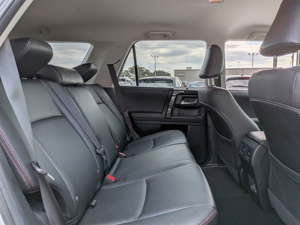 Used 2024 Toyota 4Runner TRD Off-Road Premium image 31