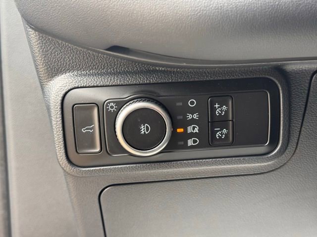 Used 2025 Ford Explorer ST-Line w/ ST-Line Street Pack image 16