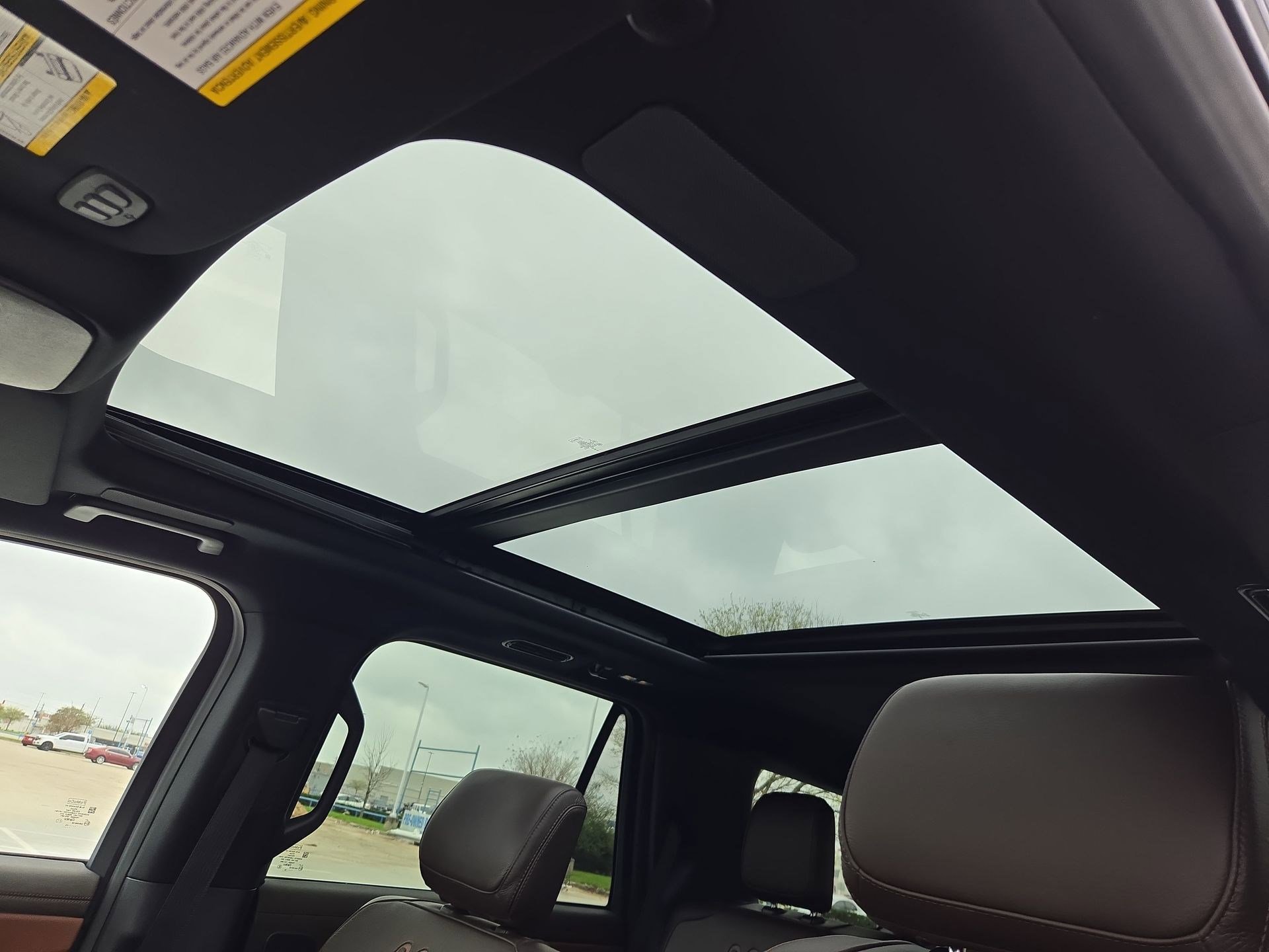 Used 2025 Ford Expedition King Ranch image 17