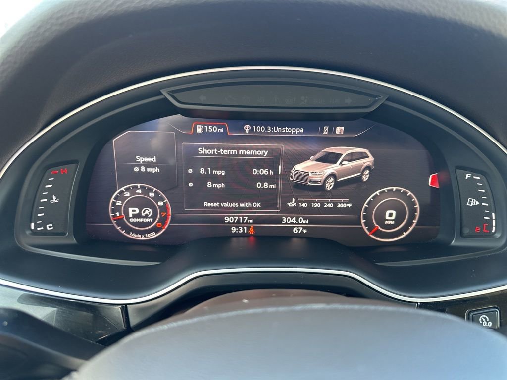 Used 2018 Audi Q7 3.0T Prestige image 2