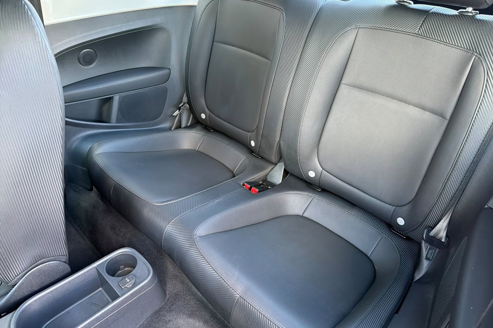 Used 2012 Volkswagen Beetle 2.5 image 15