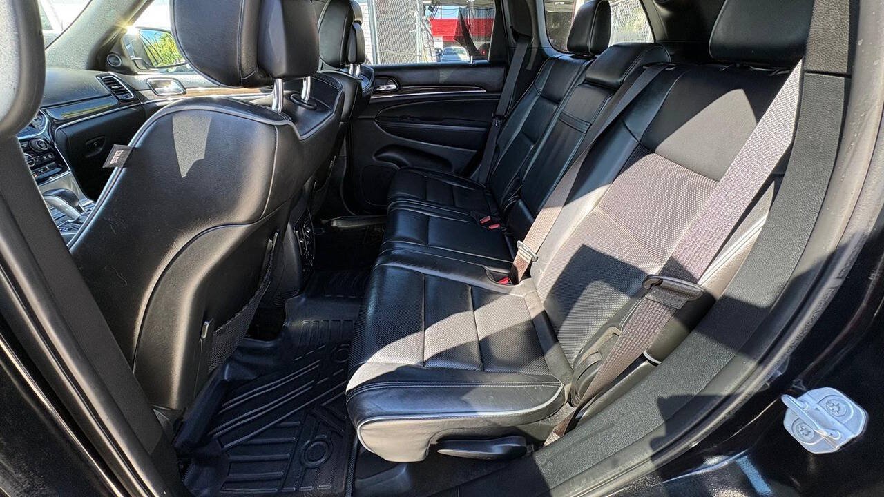 Used 2019 Jeep Grand Cherokee Overland RWD image 6