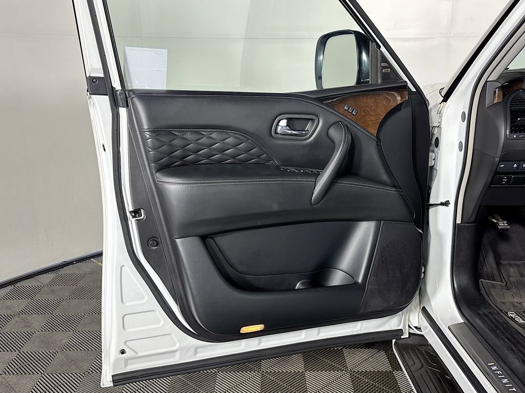 Used 2019 INFINITI QX80 Luxe w/ Proactive Package AWD/4WD image 10