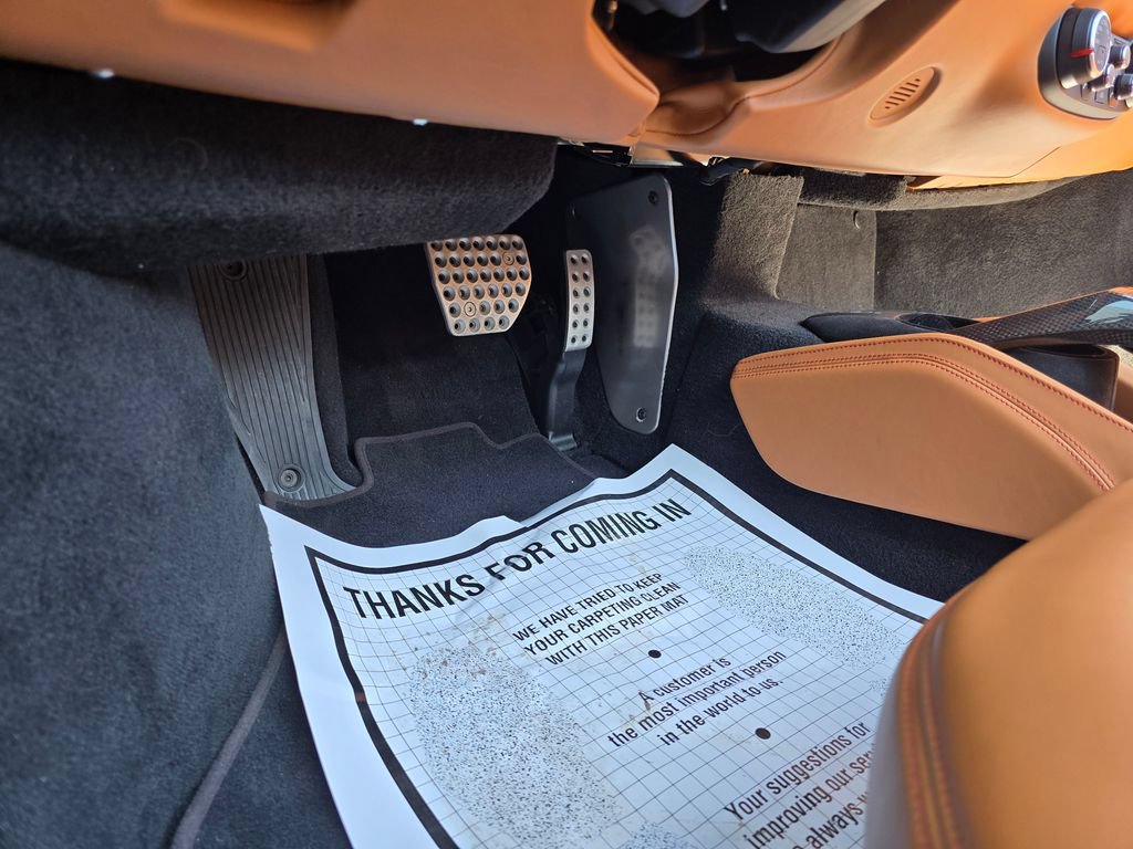 Used 2018 Ferrari 488 Spider RWD image 38