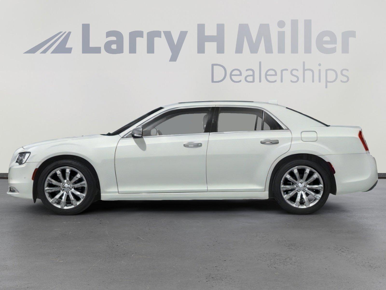 Used 2019 Chrysler 300 S image 3