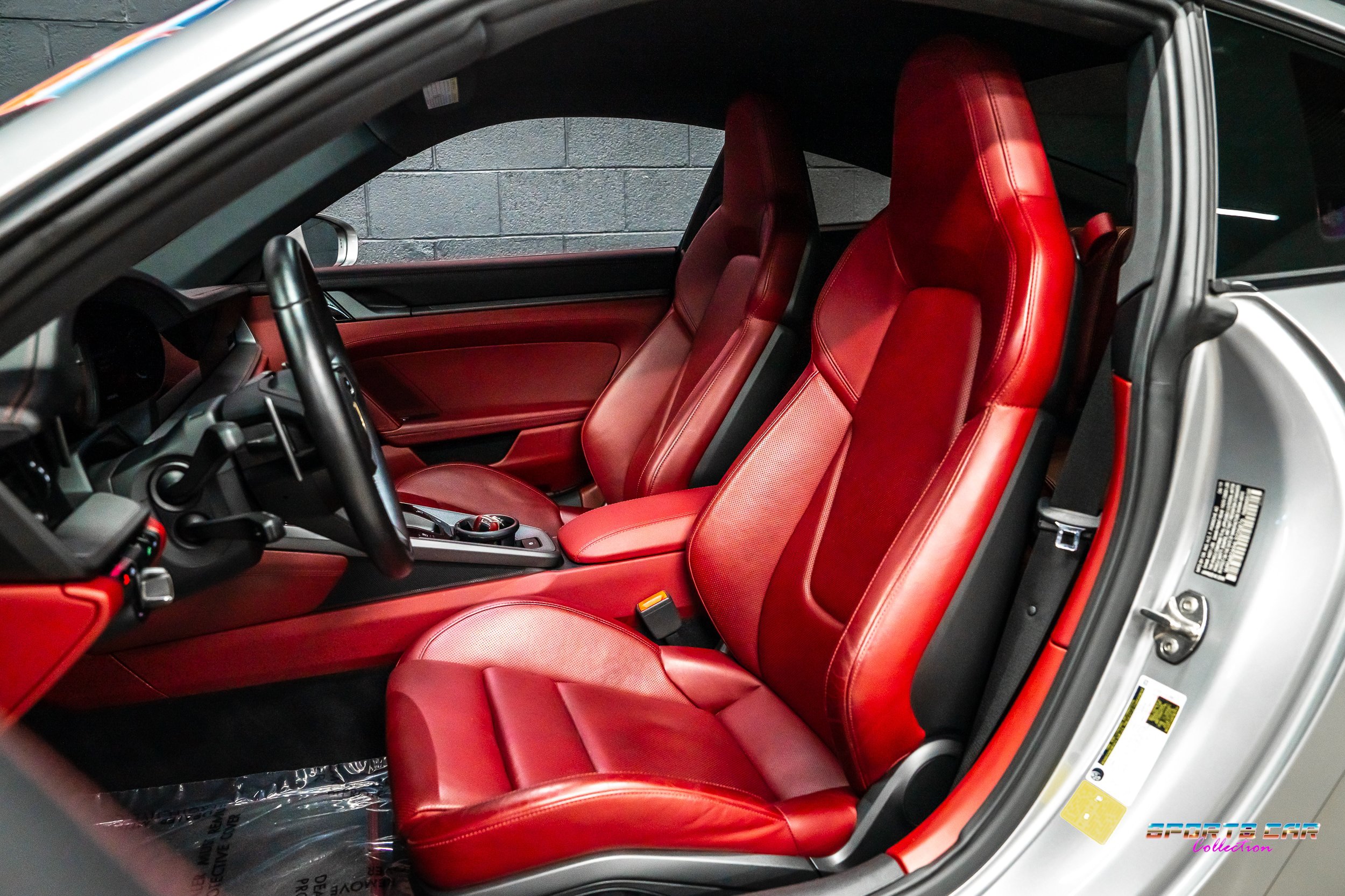 Used 2020 Porsche 911 Carrera 4S w/ Premium Package AWD/4WD image 22