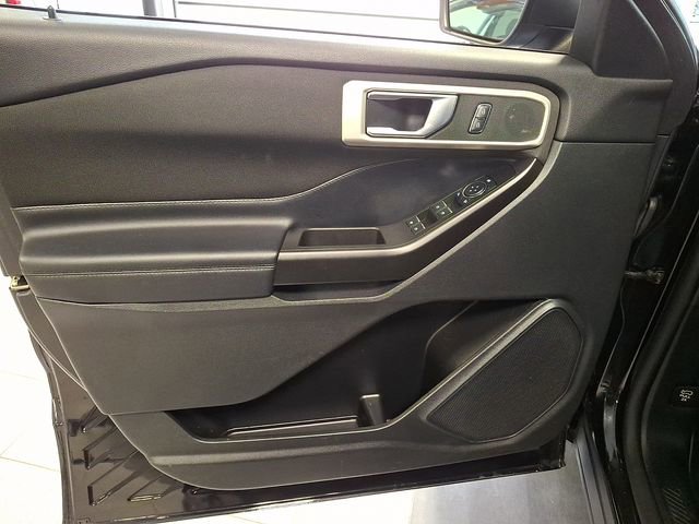 Used 2020 Ford Explorer XLT w/ Comfort Package image 13