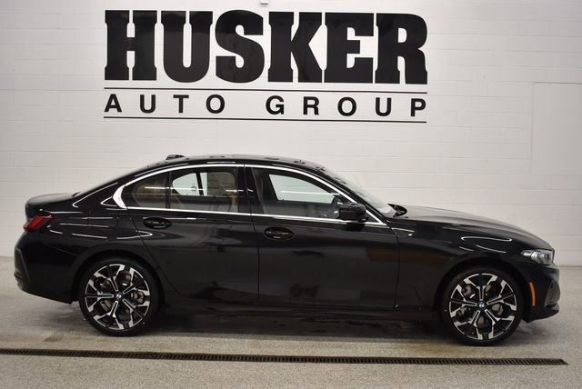 New 2026 BMW 330i xDrive Sedan w/ Premium Package AWD/4WD image 2
