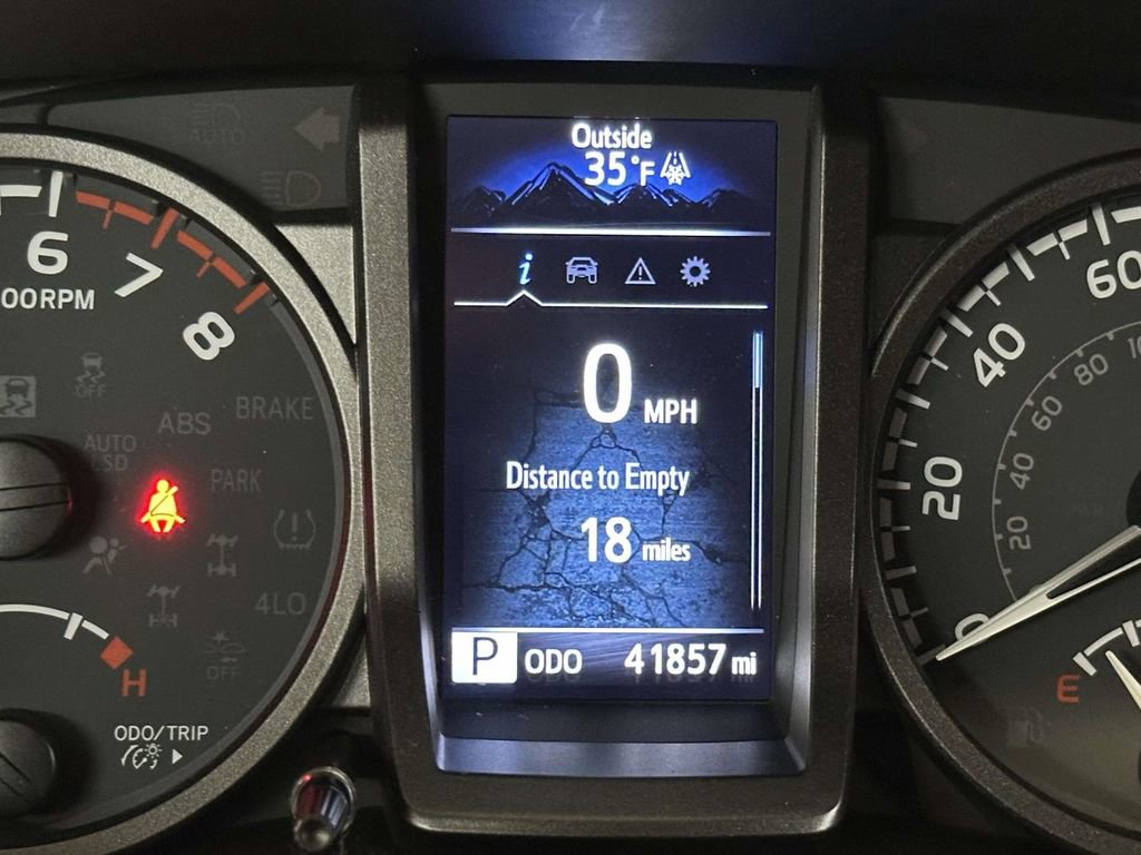 Used 2023 Toyota Tacoma TRD Sport image 31