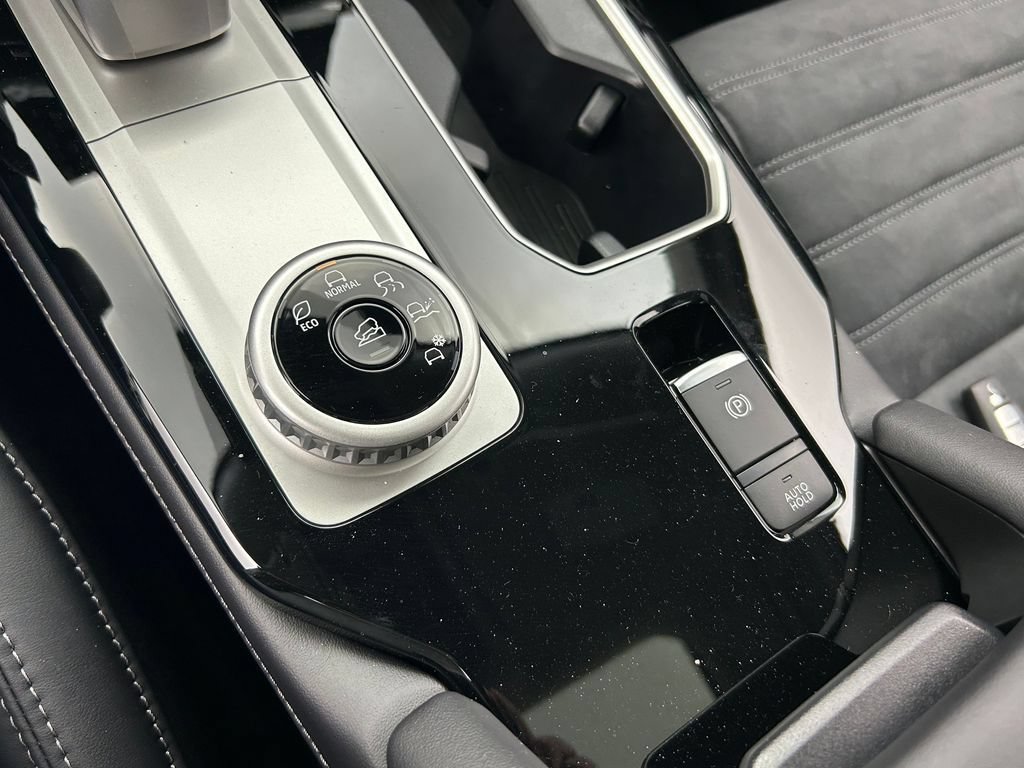 New 2026 Mitsubishi Outlander SE FWD image 31