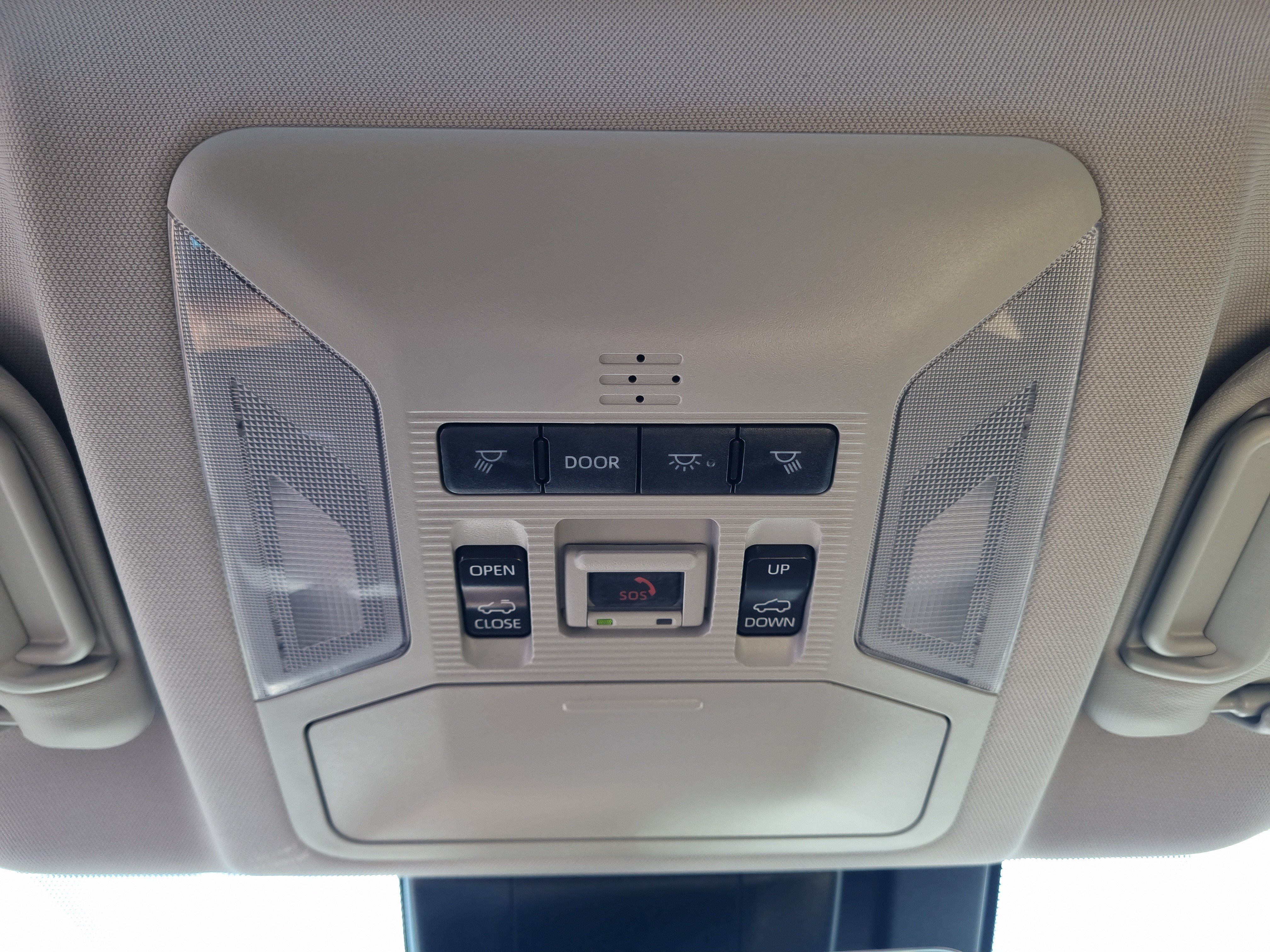 Used 2025 Toyota RAV4 XLE Premium w/ Weather Package AWD/4WD image 33