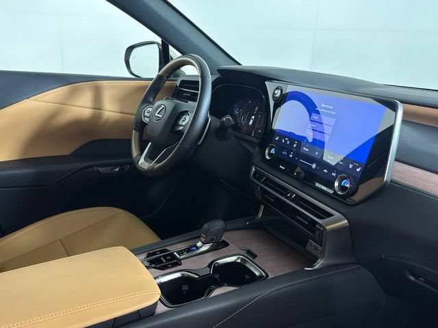 Used 2025 Lexus RX 350 Premium w/ Accessory Package (Z1) FWD image 18