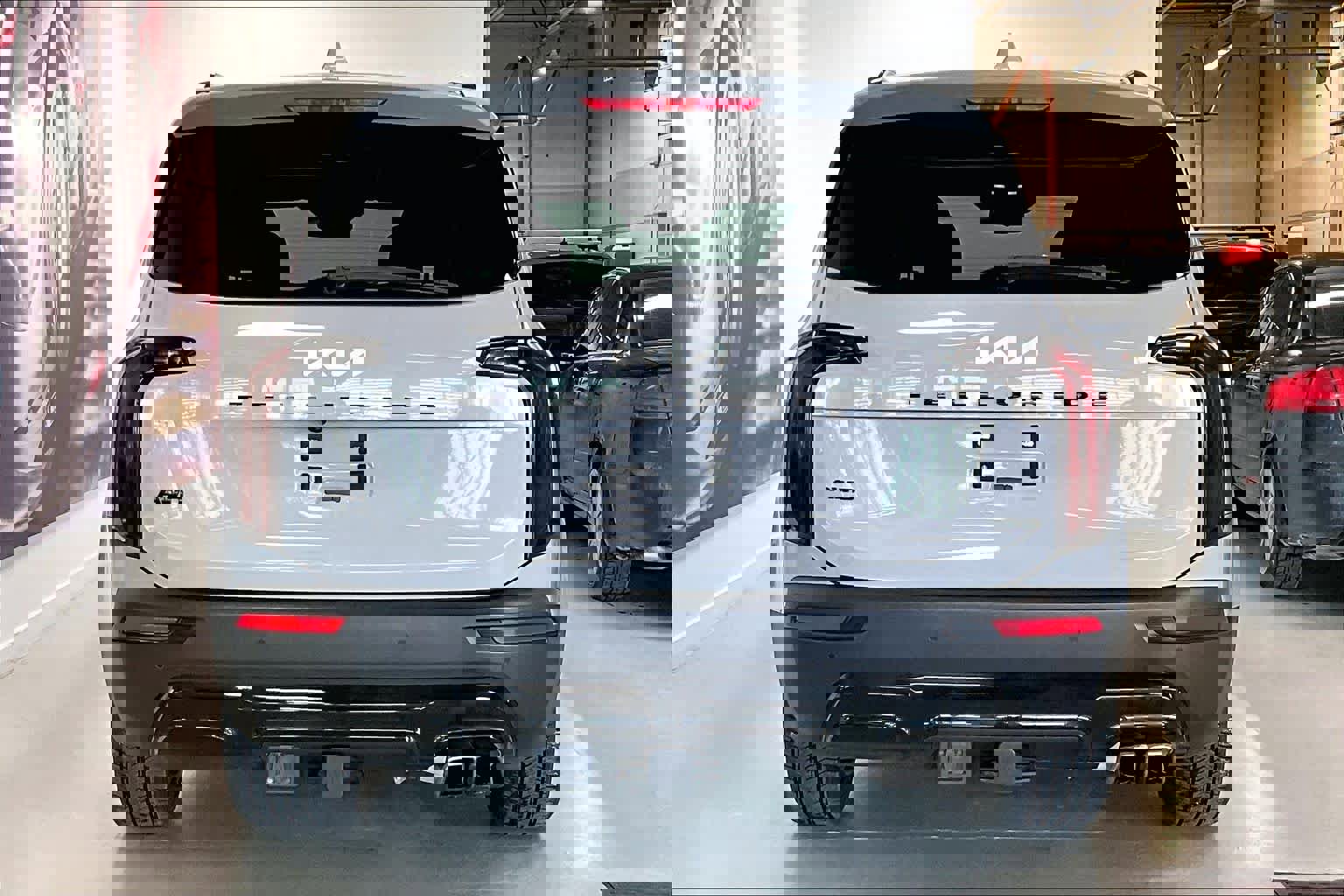 Used 2022 Kia Telluride EX w/ EX Premium Package image 5