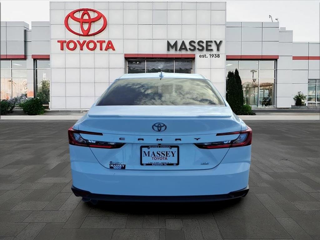 Used 2025 Toyota Camry SE w/ Convenience Package image 27