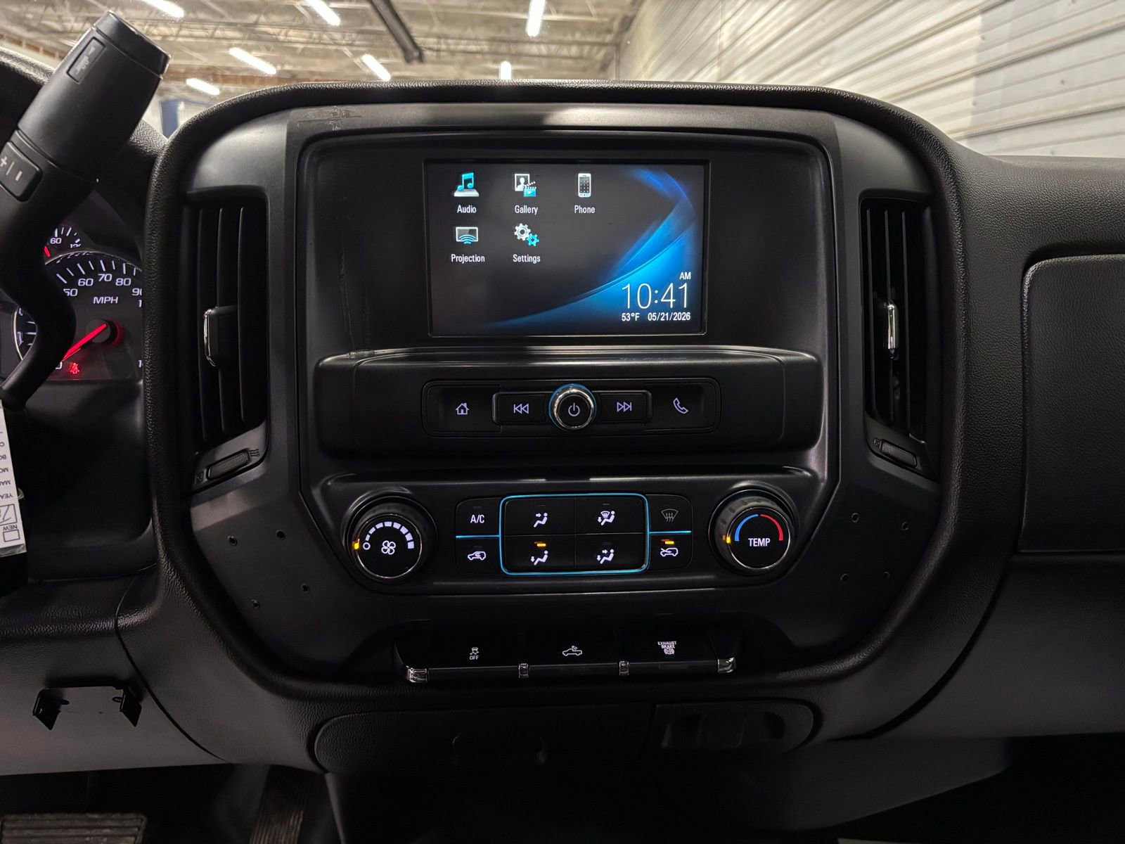 Used 2019 Chevrolet Silverado 2500 W/T AWD/4WD image 16